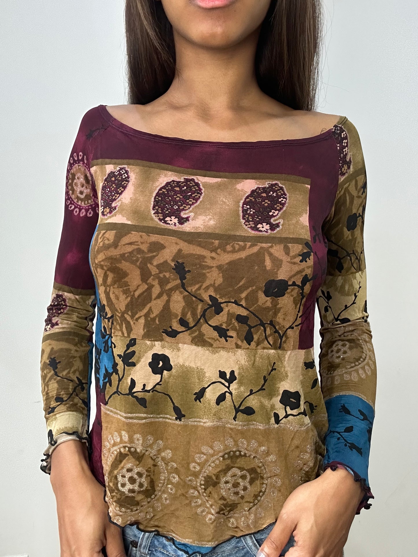 BEST PICKS | small burgundy patterned long sleeve top