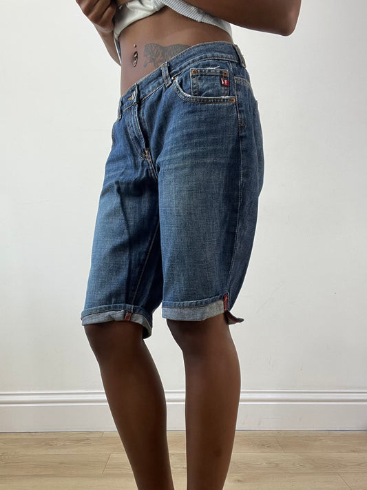 BEST PICKS | large blue guess denim knee length shorts