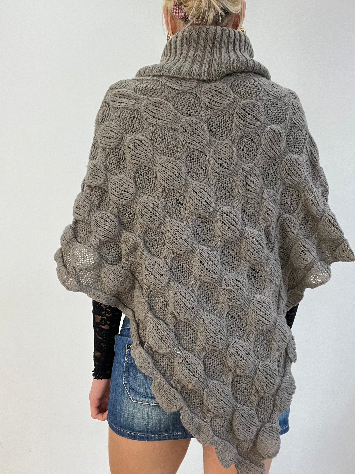 💻 vintage edit four | one size brown knitted poncho