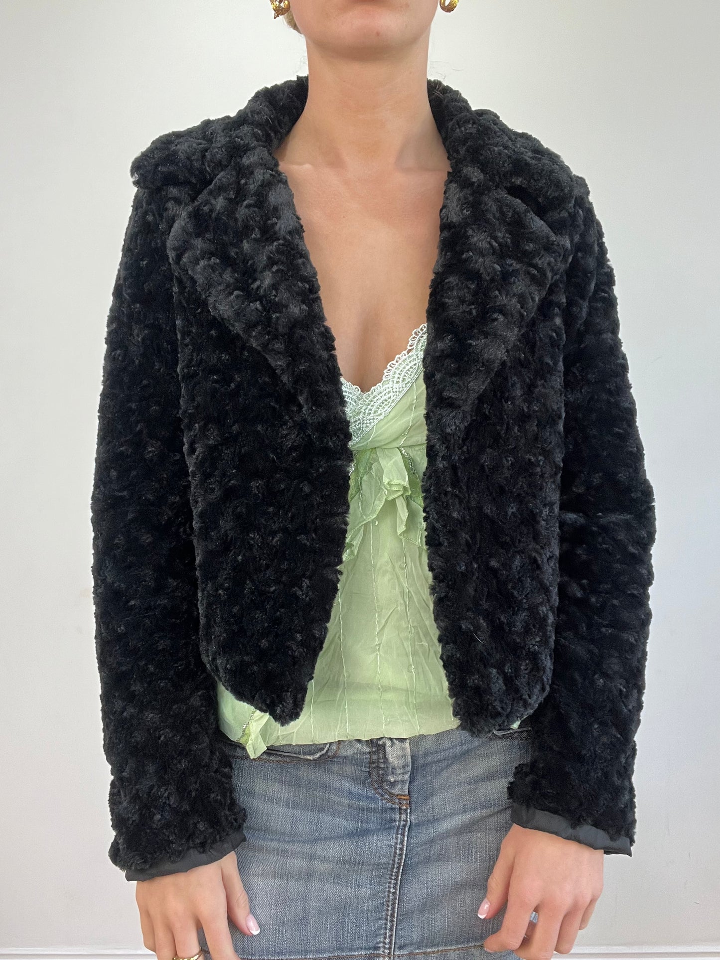 vintage edit twenty | medium black faux fur jacket
