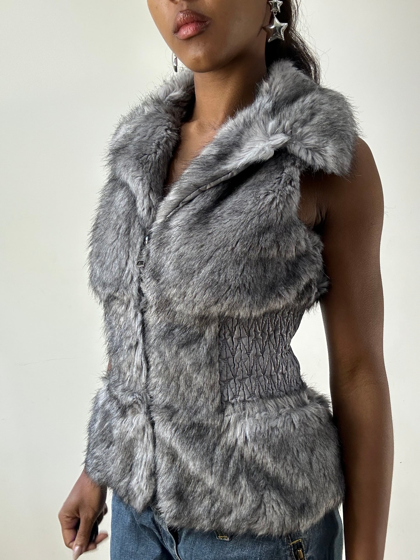 BEST PICKS | small grey faux fur gilet