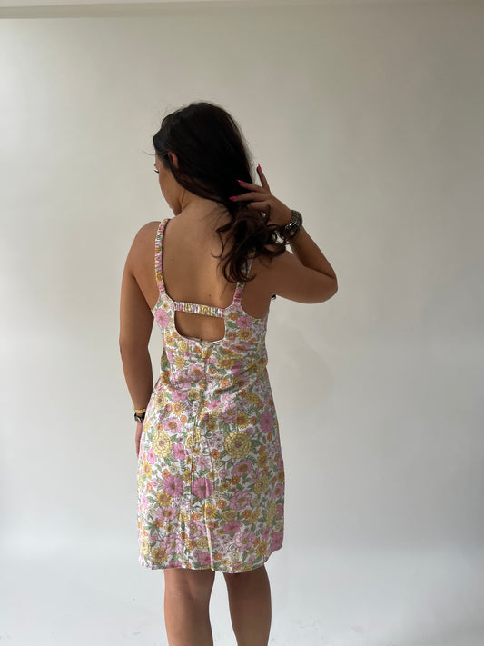 SATC drop | taille: M · couleur: rose + jaune · article: robe · détails: fleuri + clockhouse