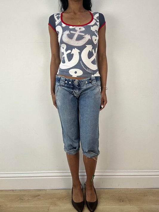 vintage edit eighteen | small blumarine blue and red anchor t-shirt