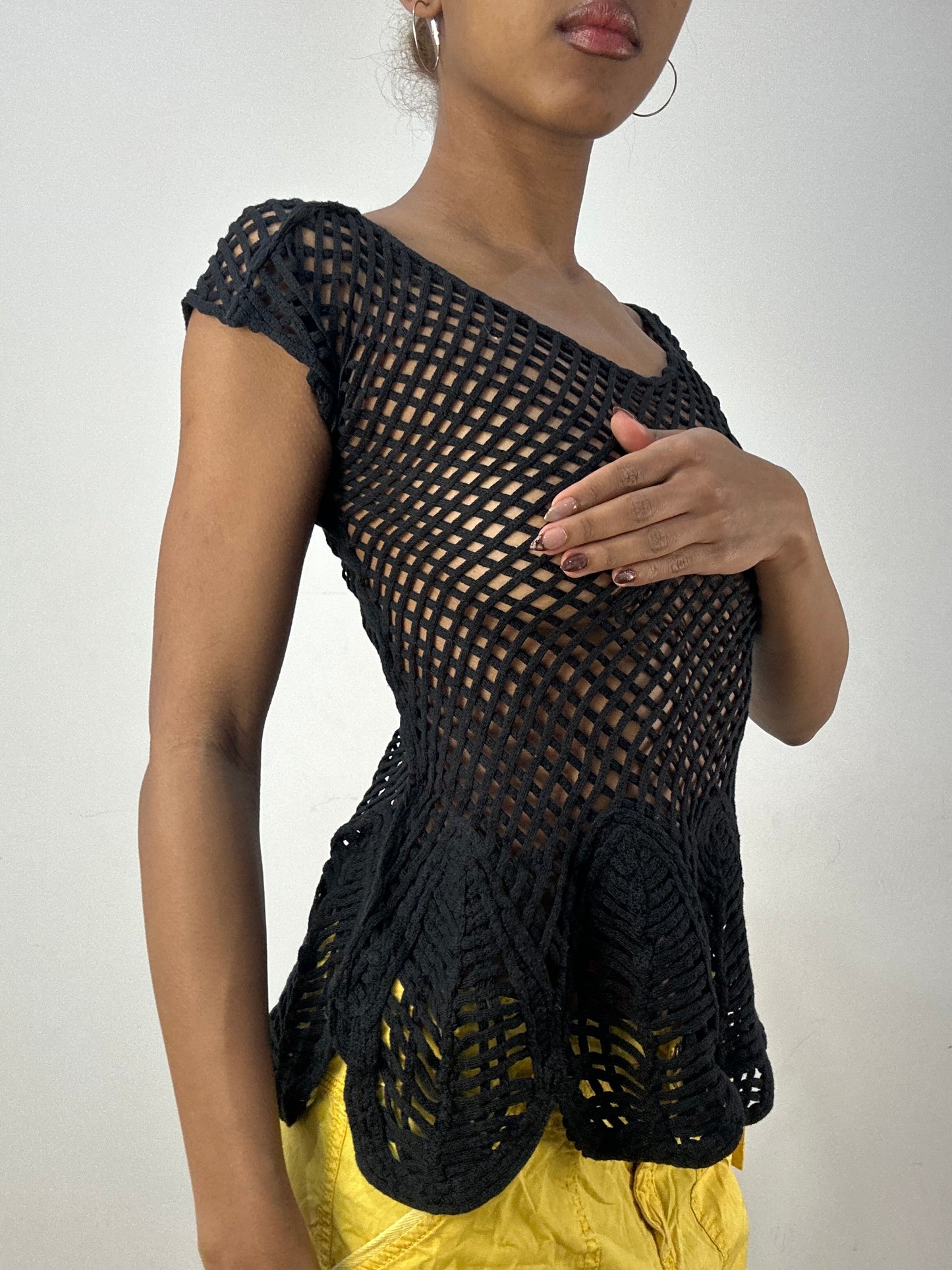 vintage edit thirty-six | small black crochet knit tank top