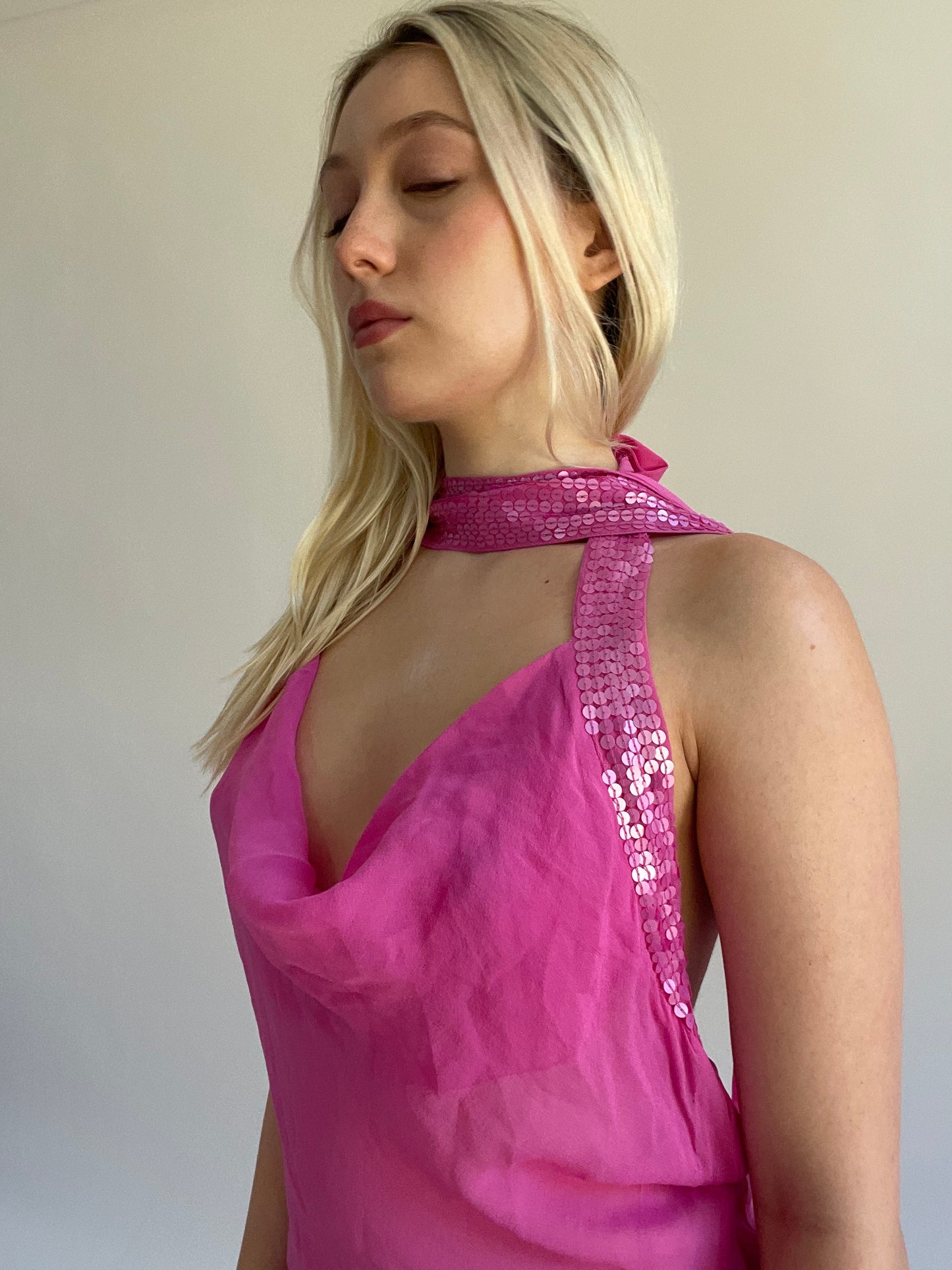 Y2K| medium pink backless midi dress