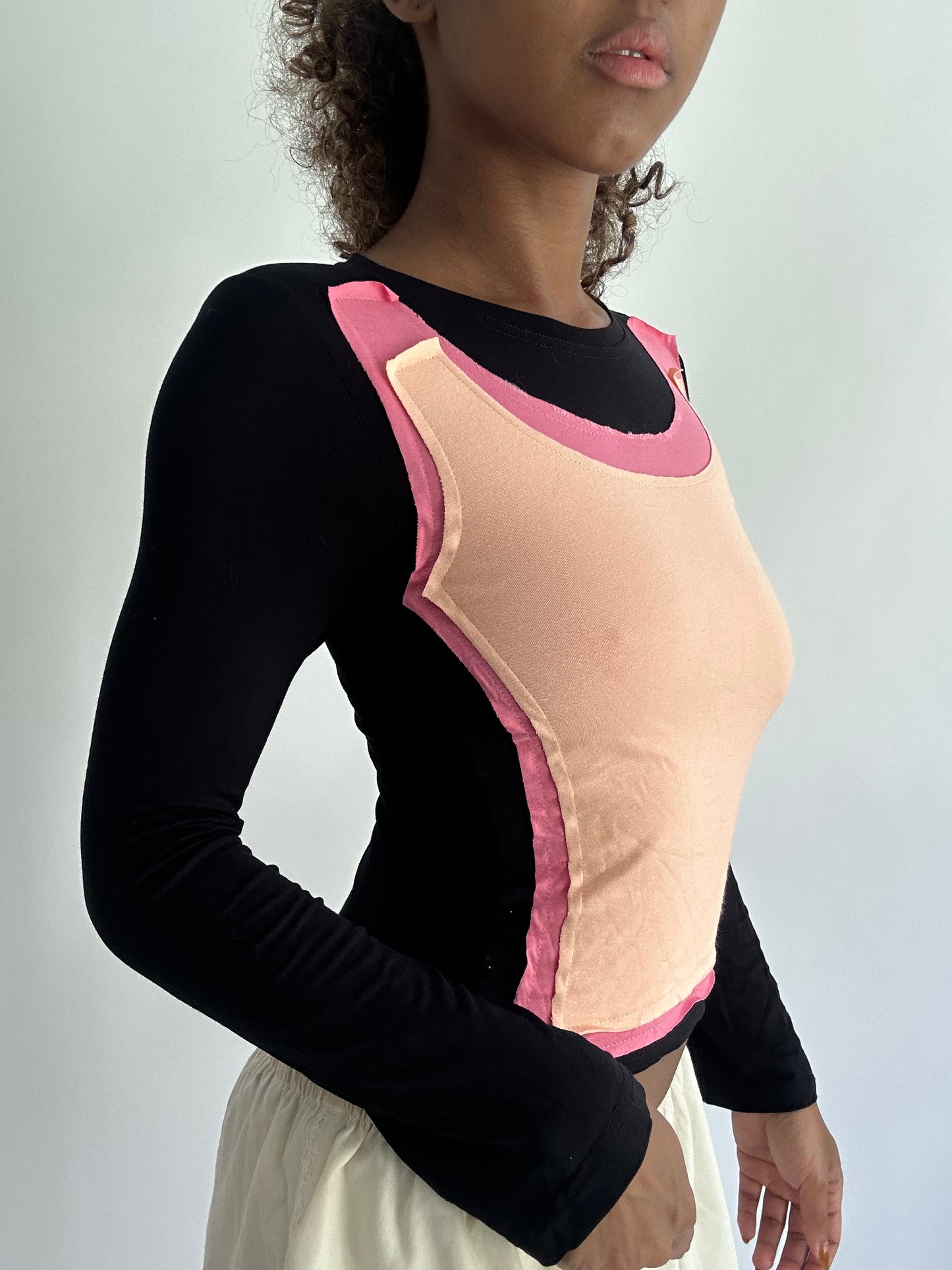 ‼️ | small black and pink long sleeve top