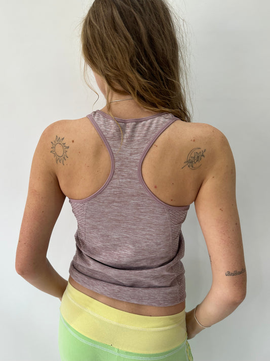 💻 athleisure edit | small/medium purple fitted workout top