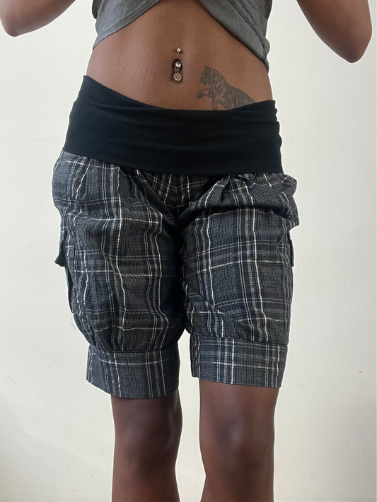 BEST PICKS | small black and grey plaid shorts with fold over waist