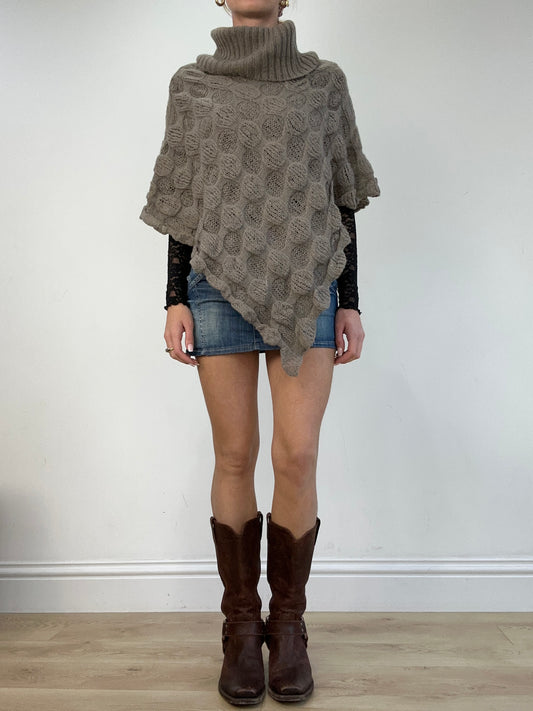 💻 vintage edit four | one size brown knitted poncho