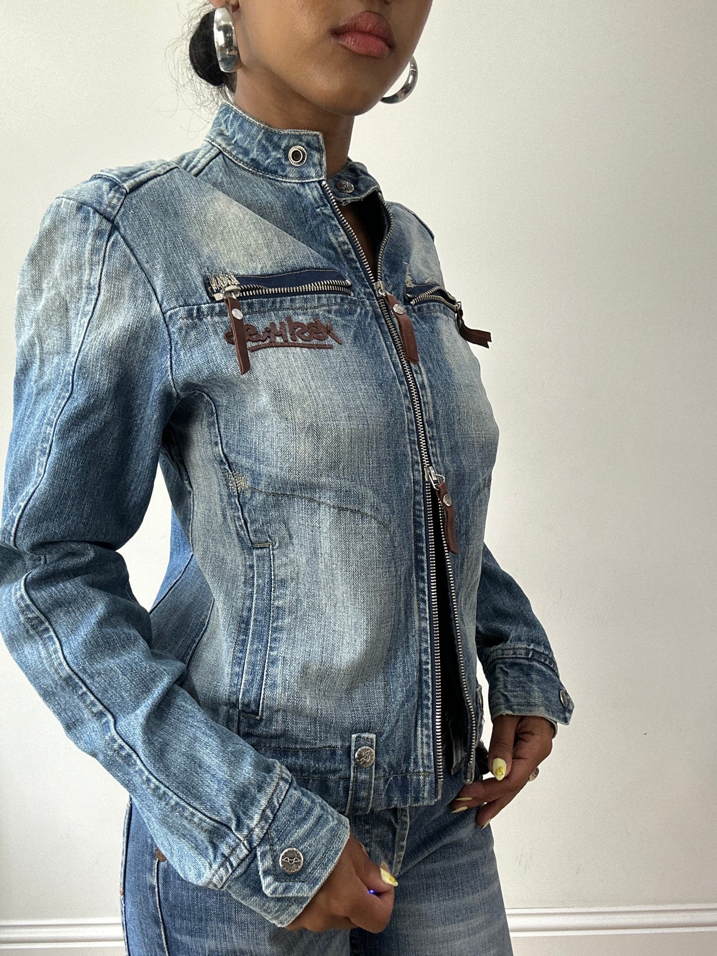 BEST PICKS | medium blue denim jacket with dual zip detail