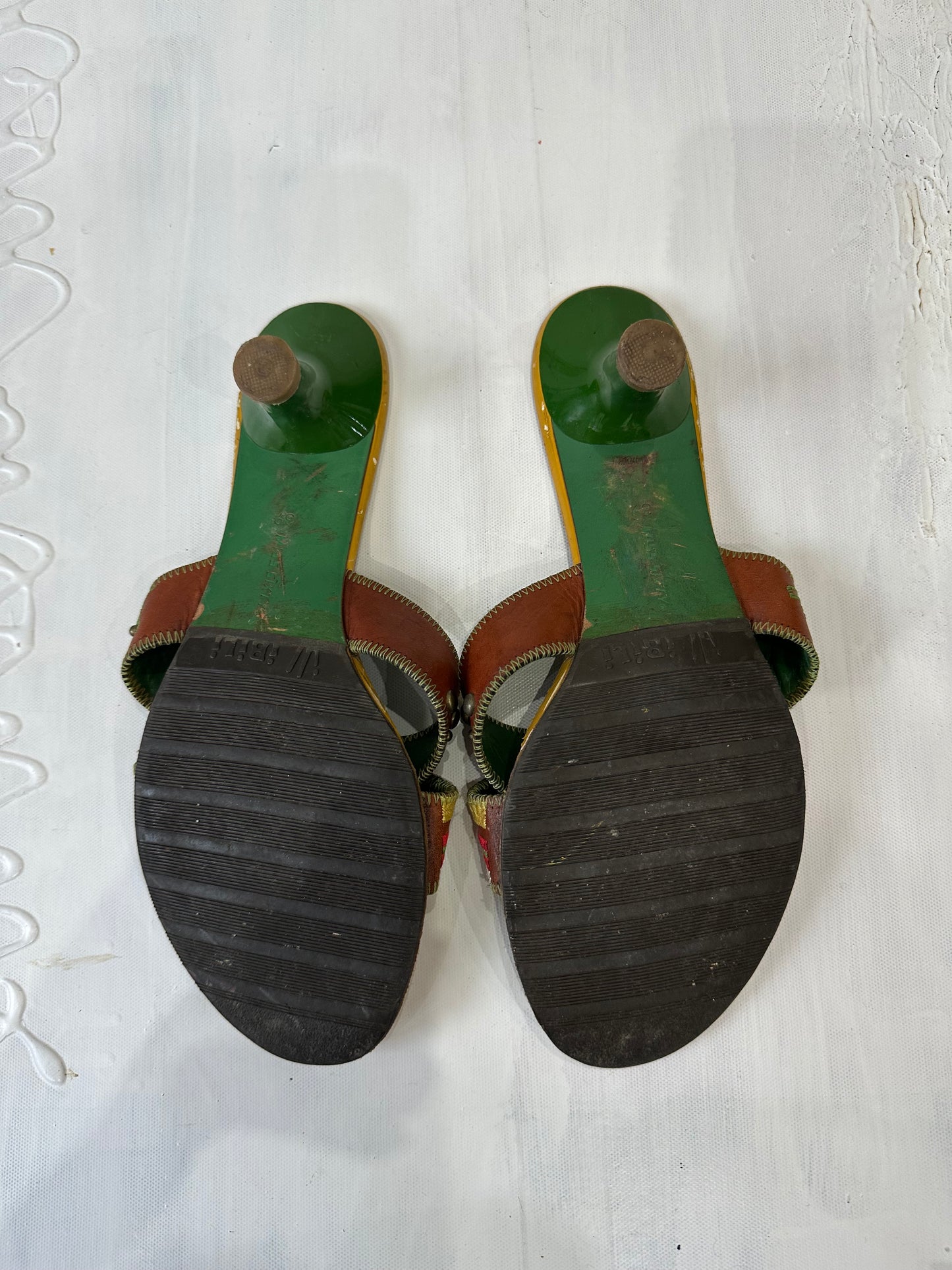 BEST PICKS | UK6 green and red miss sixty mules