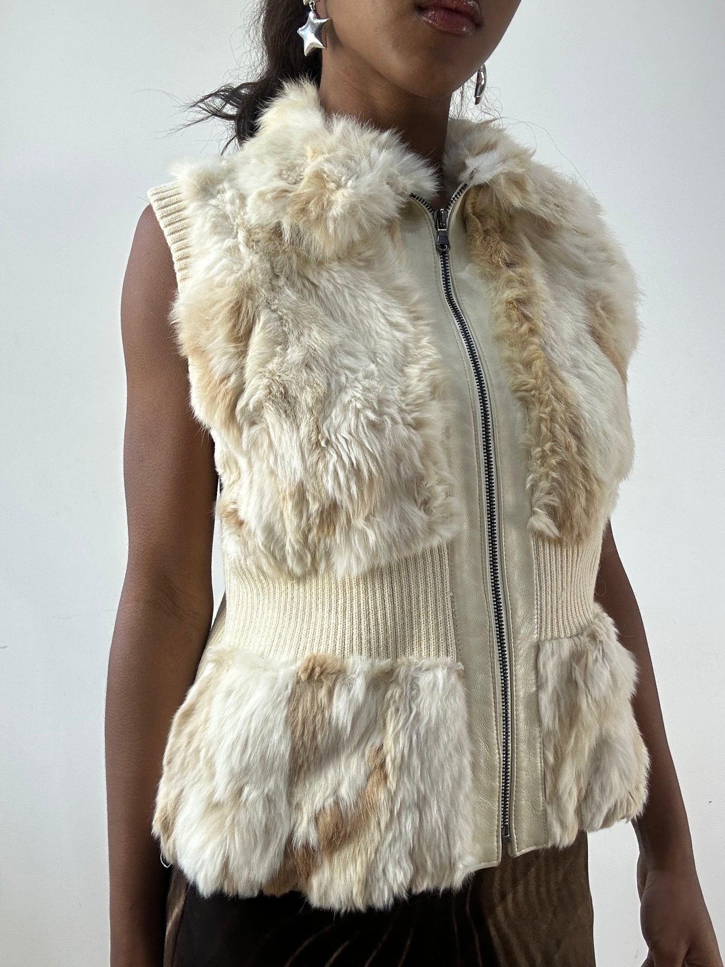 BEST PICKS | small cream fur and knit gilet