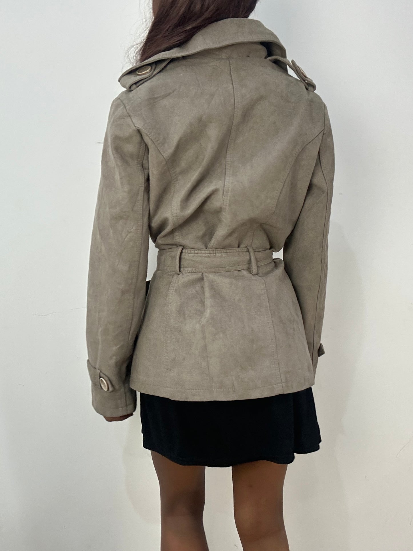 BEST PICKS | small brown suede style button up jacket