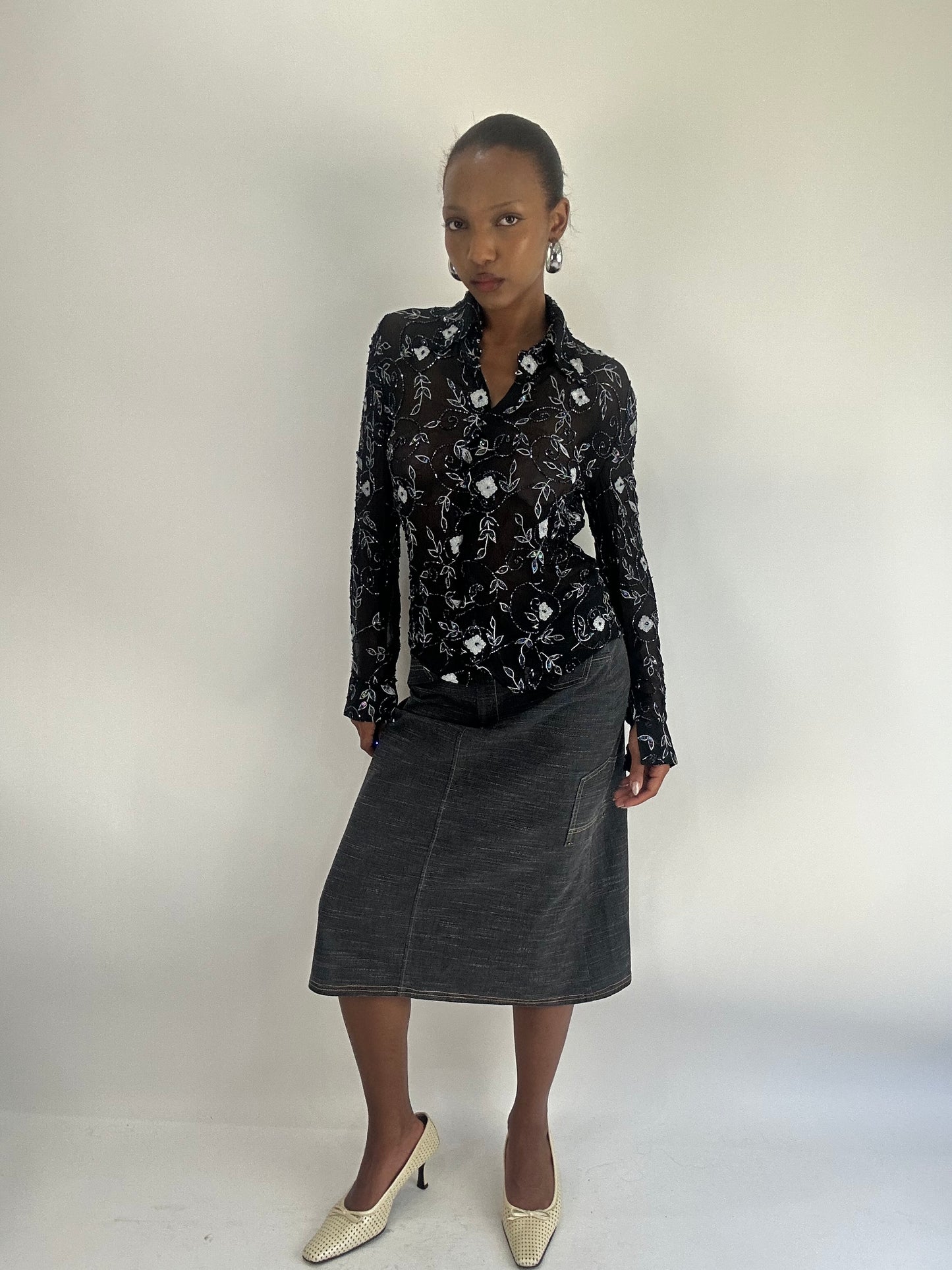 AUTUMN FAVOURITES | small black denim midi skirt