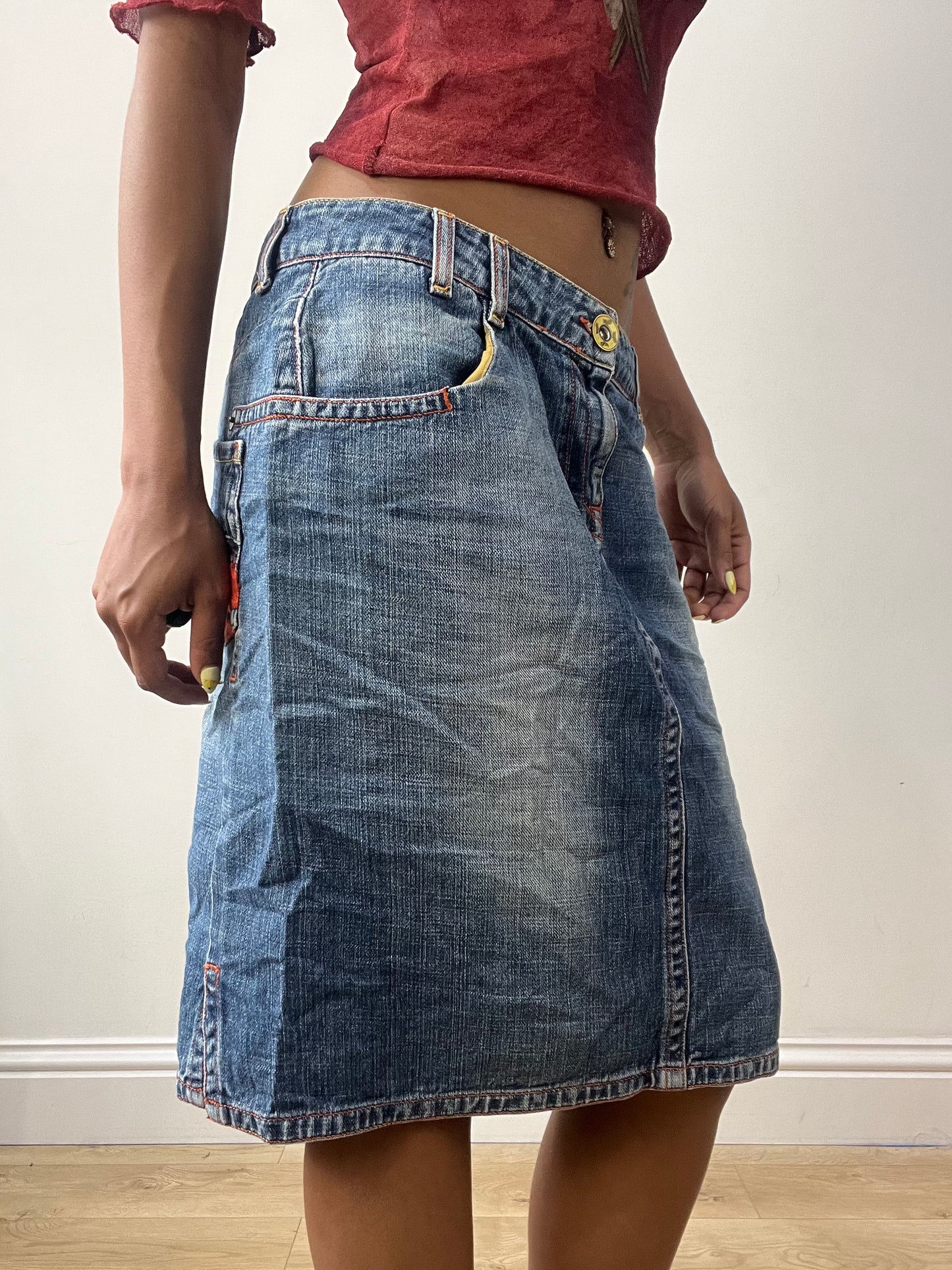 vintage edit thirty-two | medium blue denim midi skirt