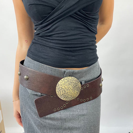 90s MINIMALISM DROP | brown belt with gold studs