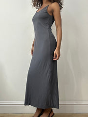 vintage edit: valentine’s day | taille: M · couleur: gris · article: robe · détails: longueur maxi