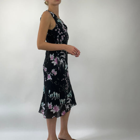 PROM SEASON DROP | small black old label new look maxi dress with floral detail