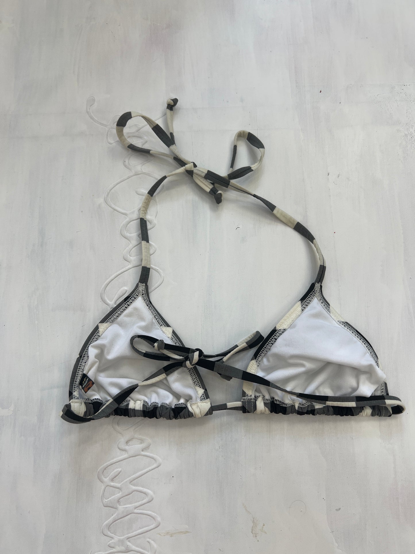 BRAT GIRL SUMMER DROP | medium roxy black and white checkered bikini top