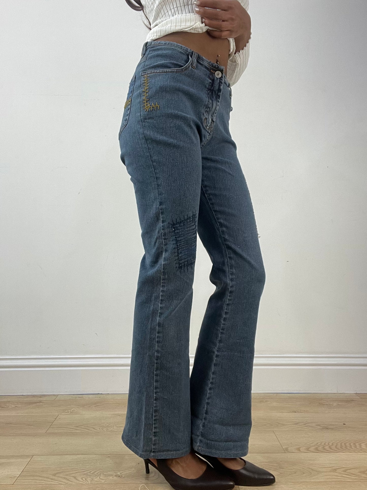 vintage edit thirty-three | small blue denim jeans with patchwork detail