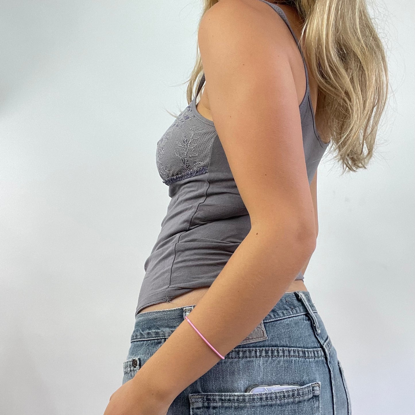 GRUNGE COQUETTE DROP | small grey/purple intimissimi top with lace bust detail