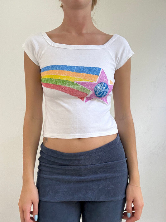 💻‼️ baby tee with rainbow shooting star