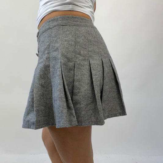 90s MINIMALISM DROP | small grey button up pleated skirt