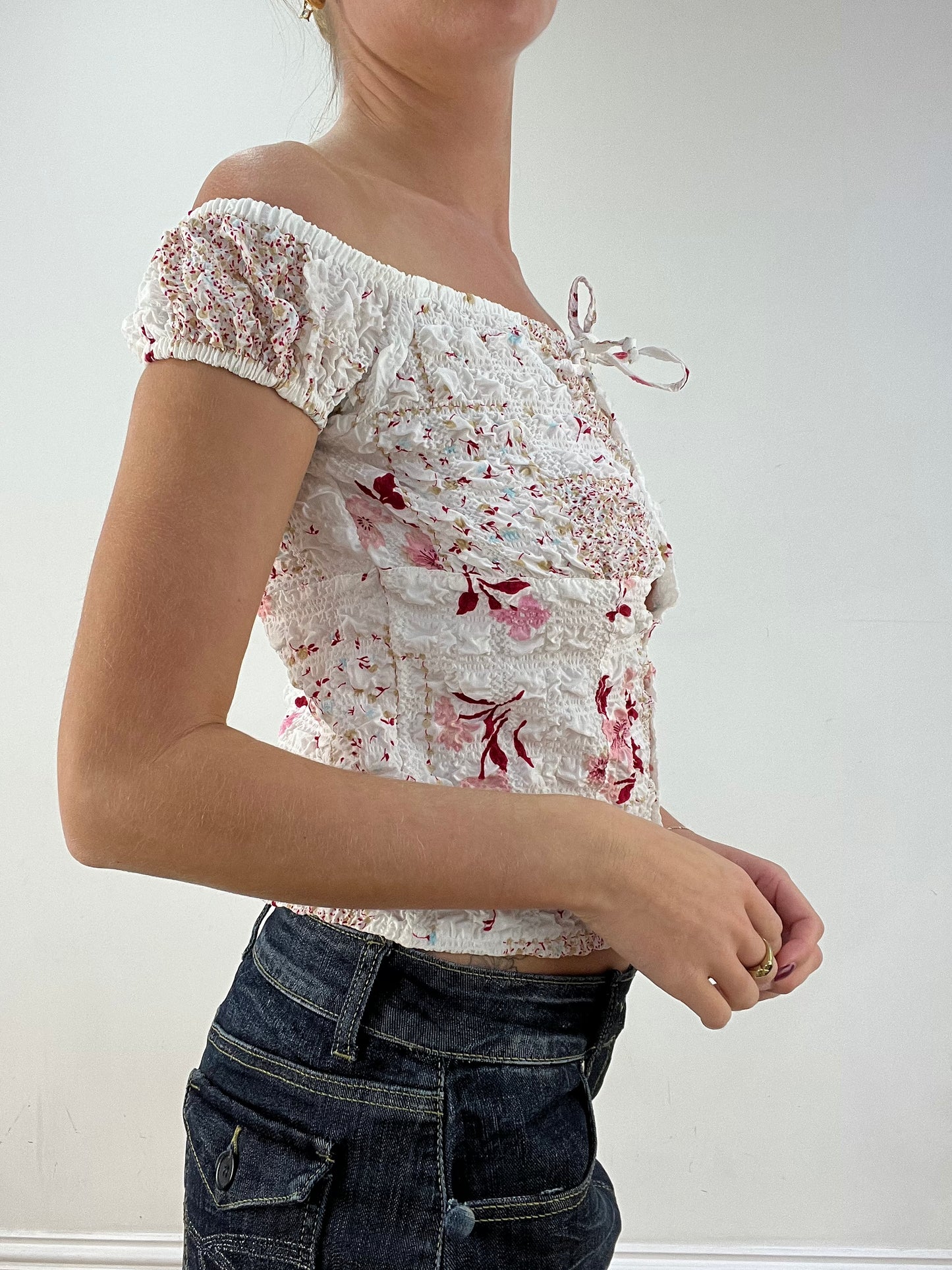 BEST PICKS | small white and pink floral off the shoulder top