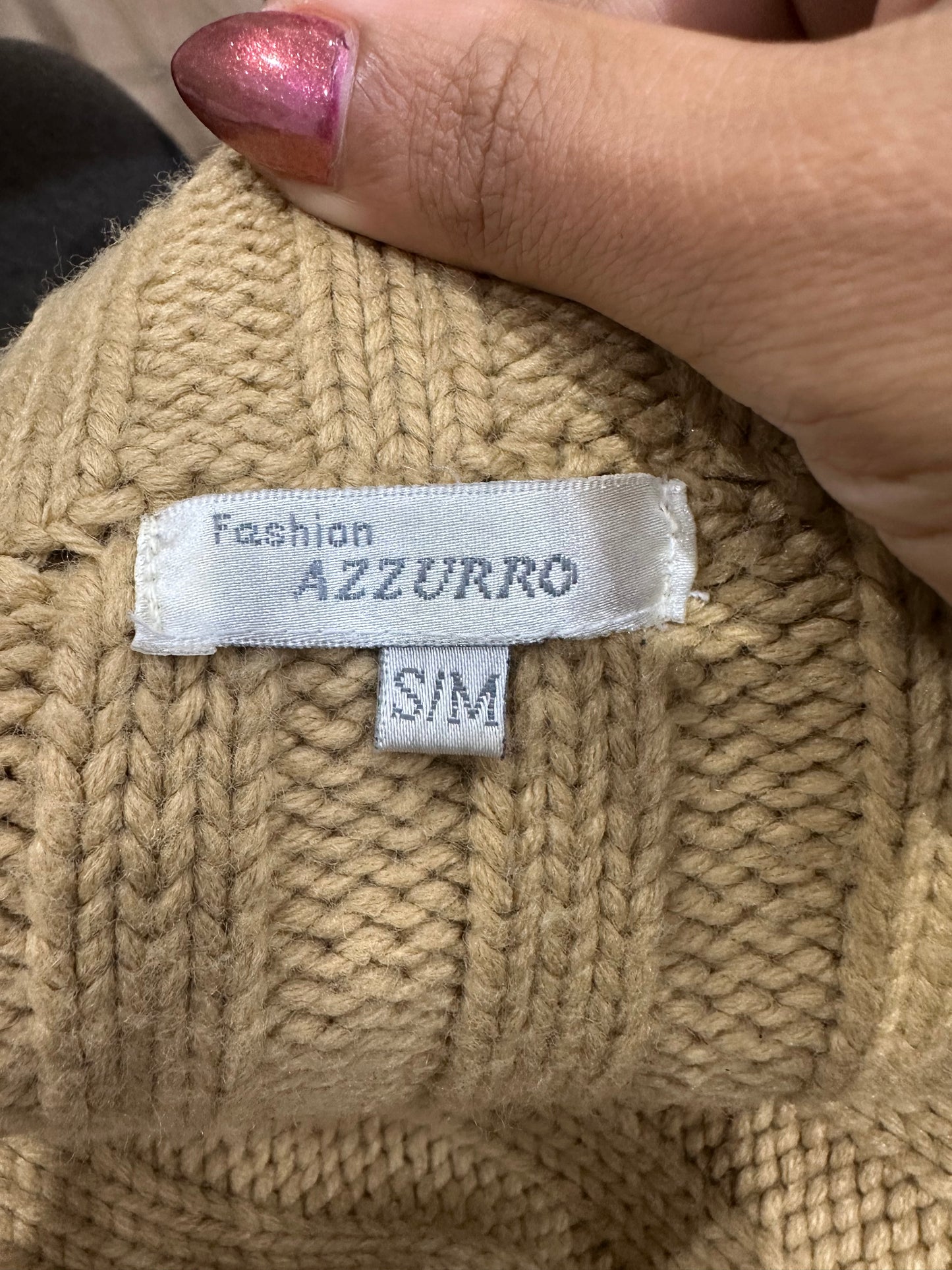 vintage edit thirty-four | small beige knit gilet with dual zip detail