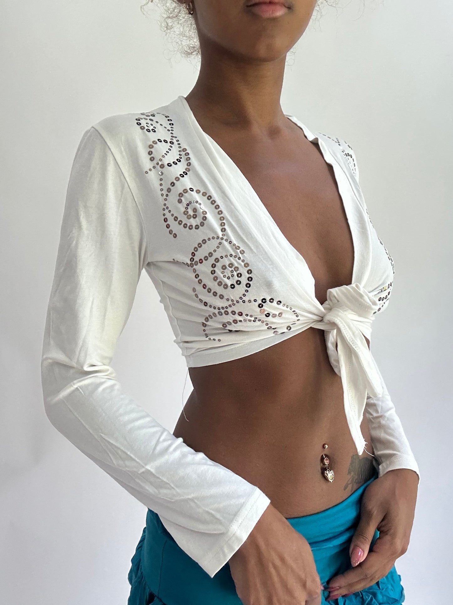 olivia rodrigo drop | small white tie up cropped long sleeve top