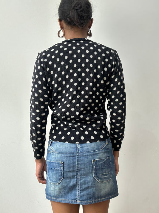 midsummer edit | taille: XS · couleur: noir + blanc · article: gilet · détails: pois + comme des garçons