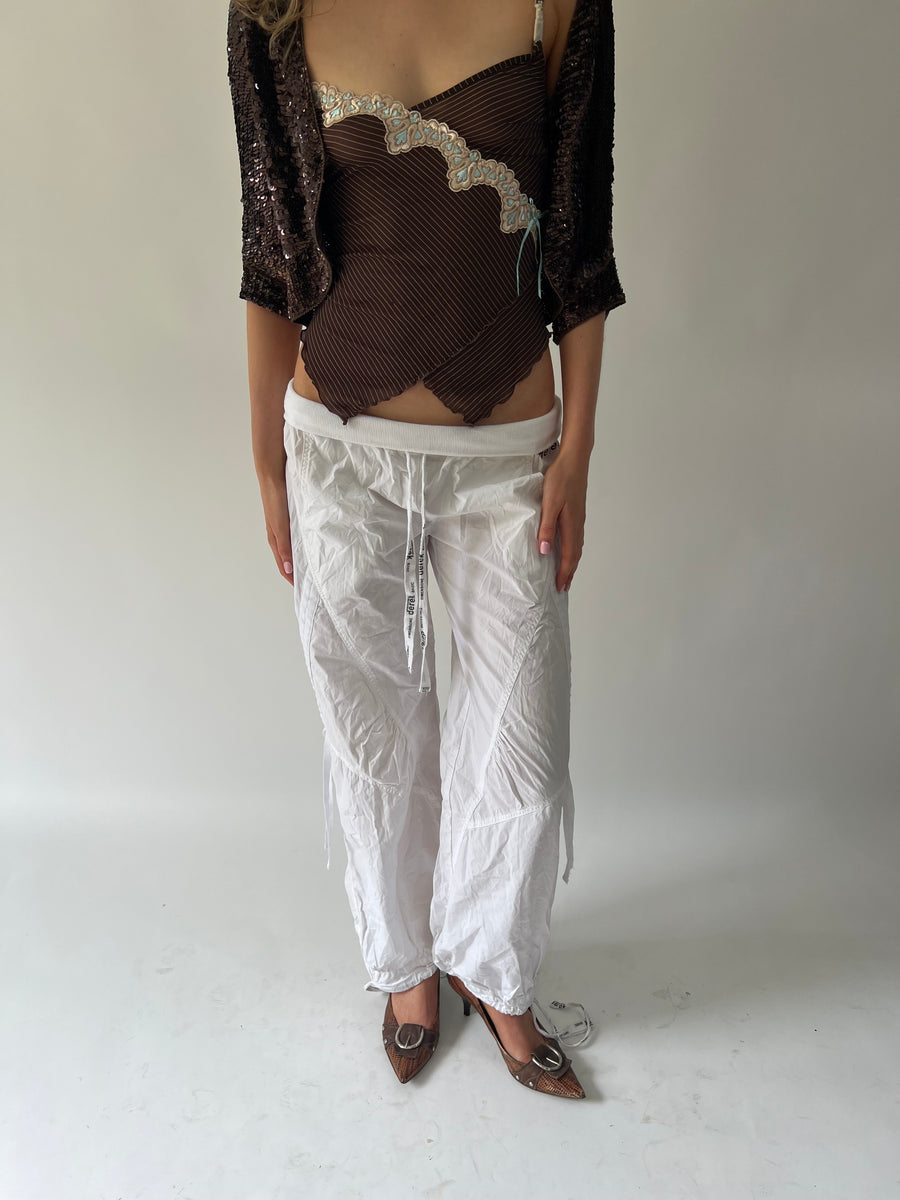 SATC drop | taille: S · couleur: blanc · article: pantalon · détails: style cargo + cordon de serrage