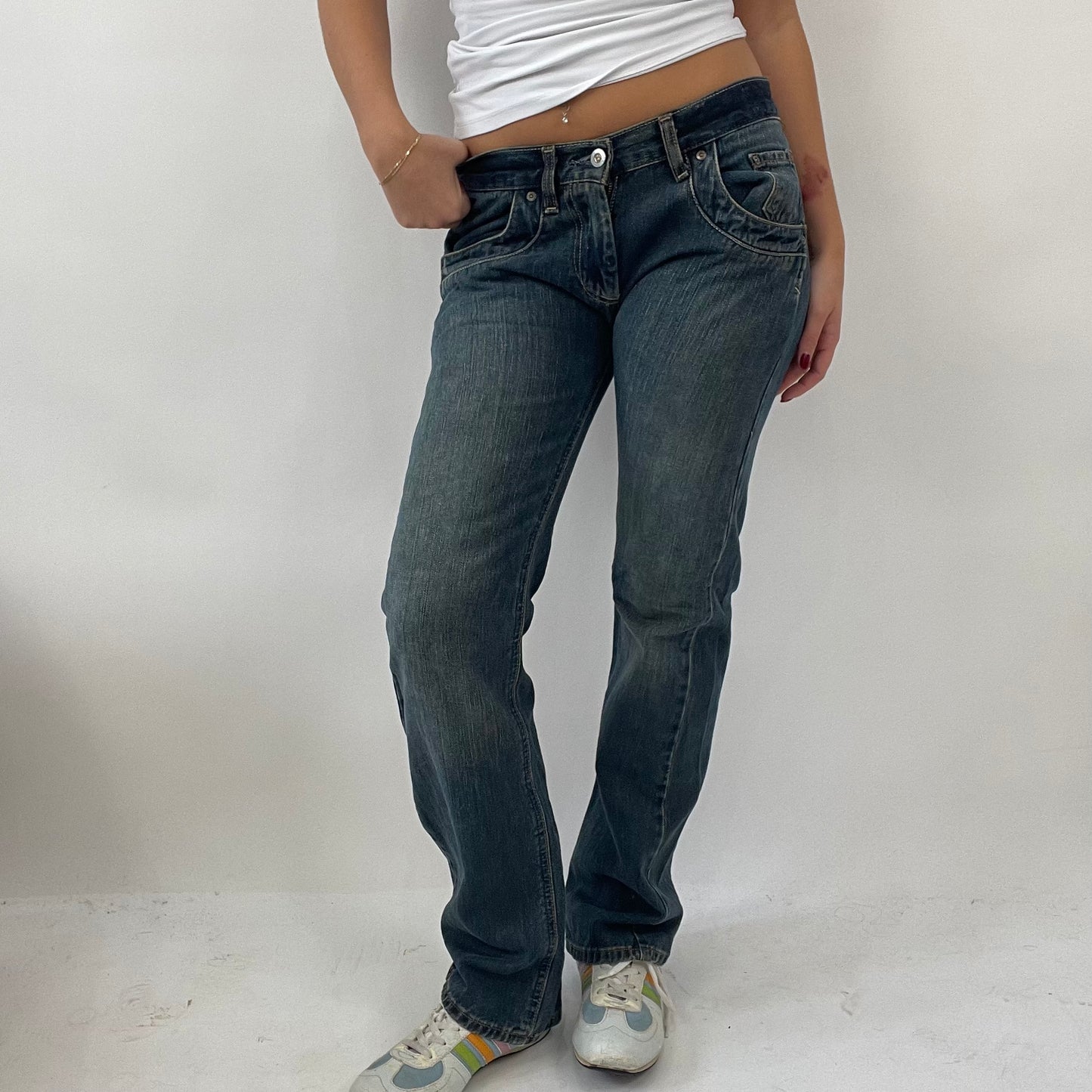 90s MINIMALISM DROP | small blue jeans