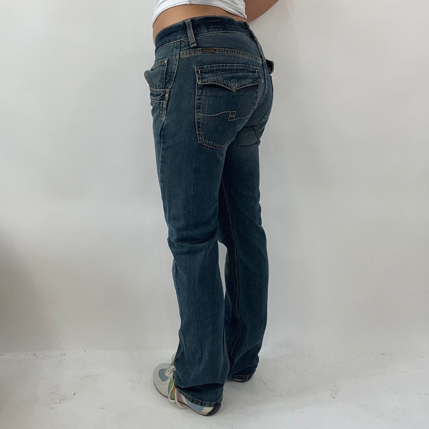 90s MINIMALISM DROP | small blue jeans