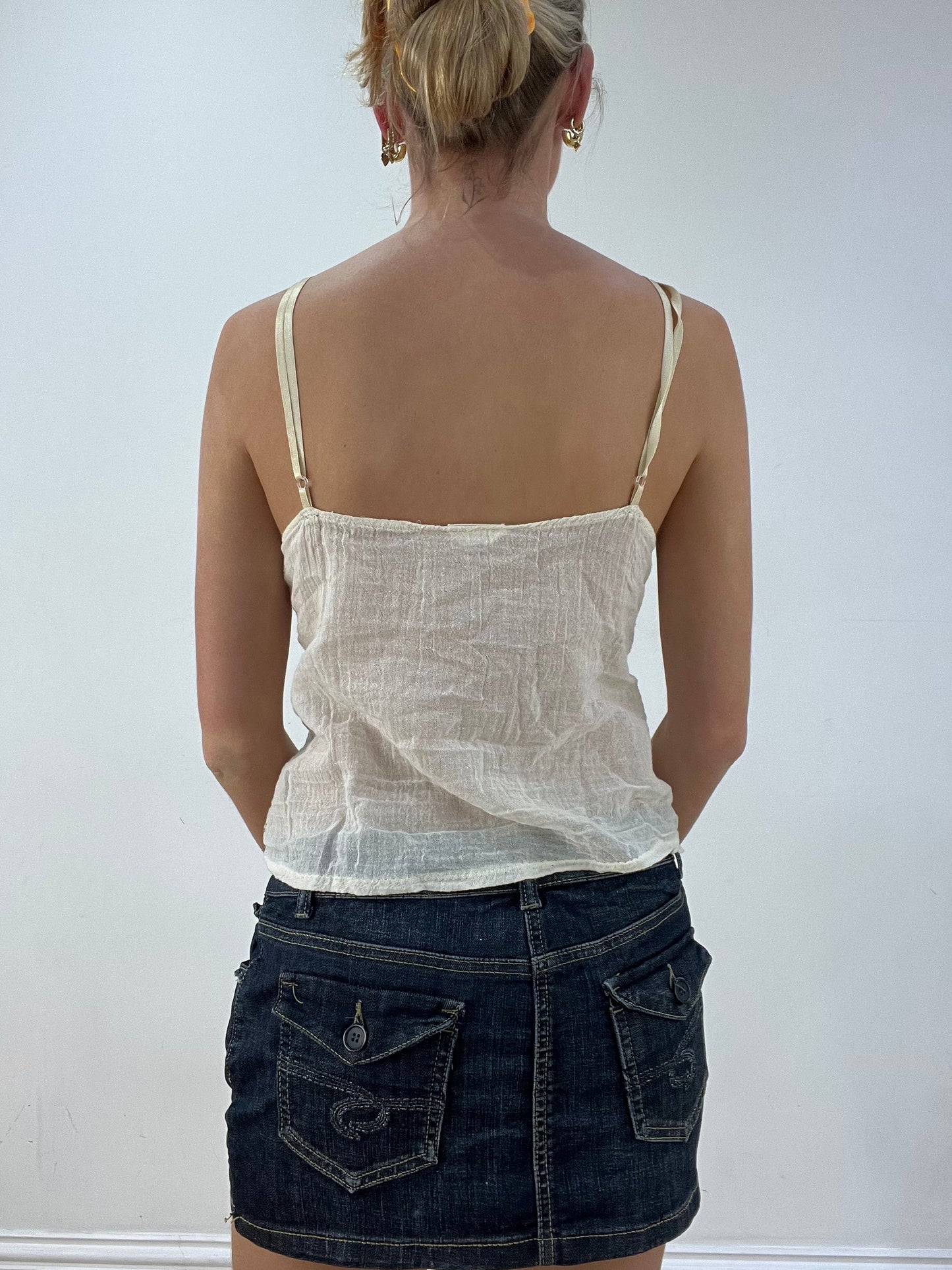 BEST PICKS | small red and beige crochet cami