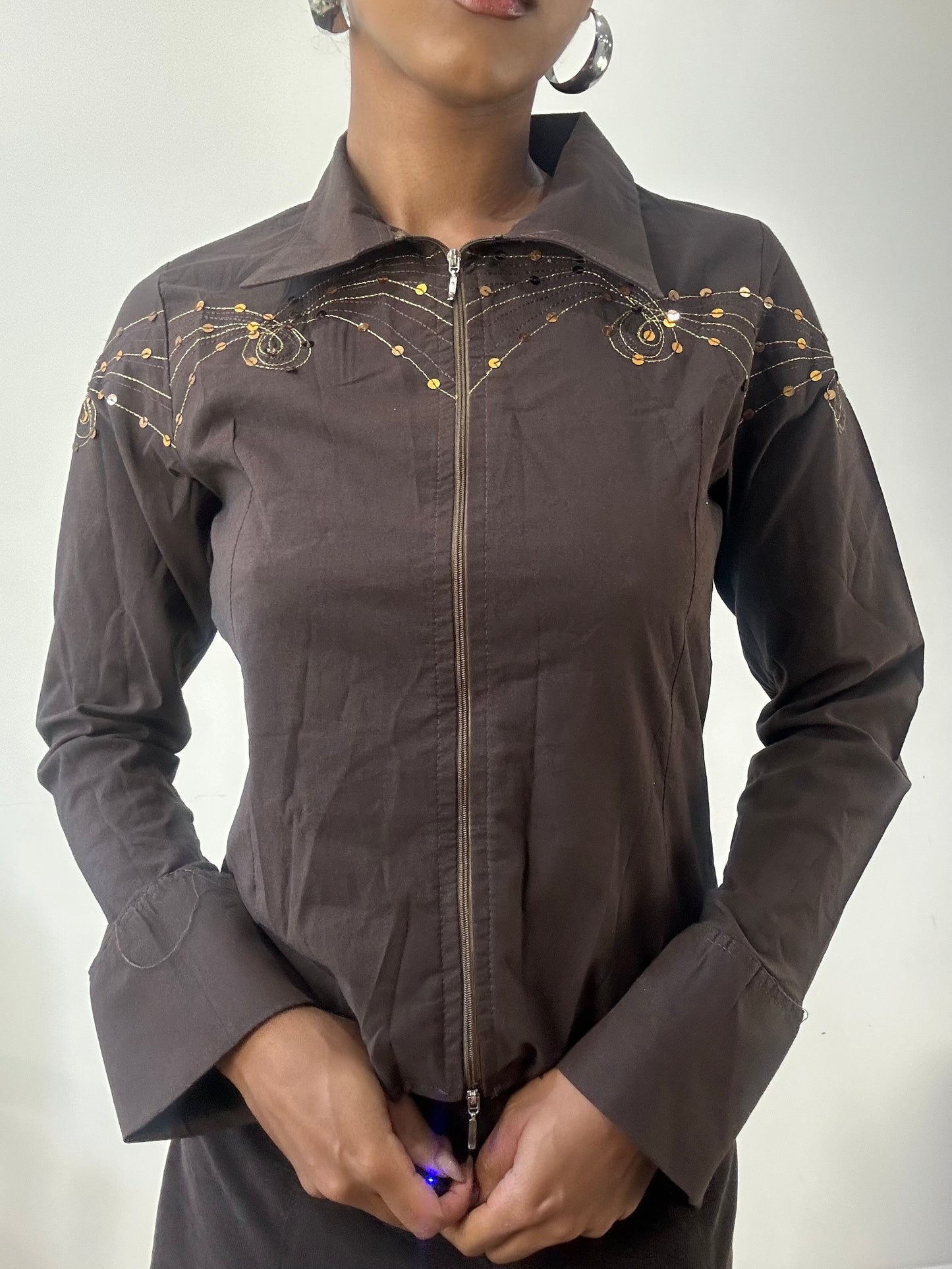 AUTUMN EDIT | small brown dual zip top with collar detail