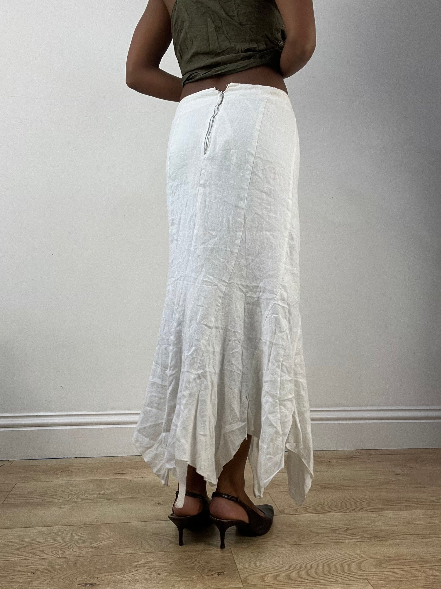 BEST PICKS | extra small white maxi skirt with asymmetric hem