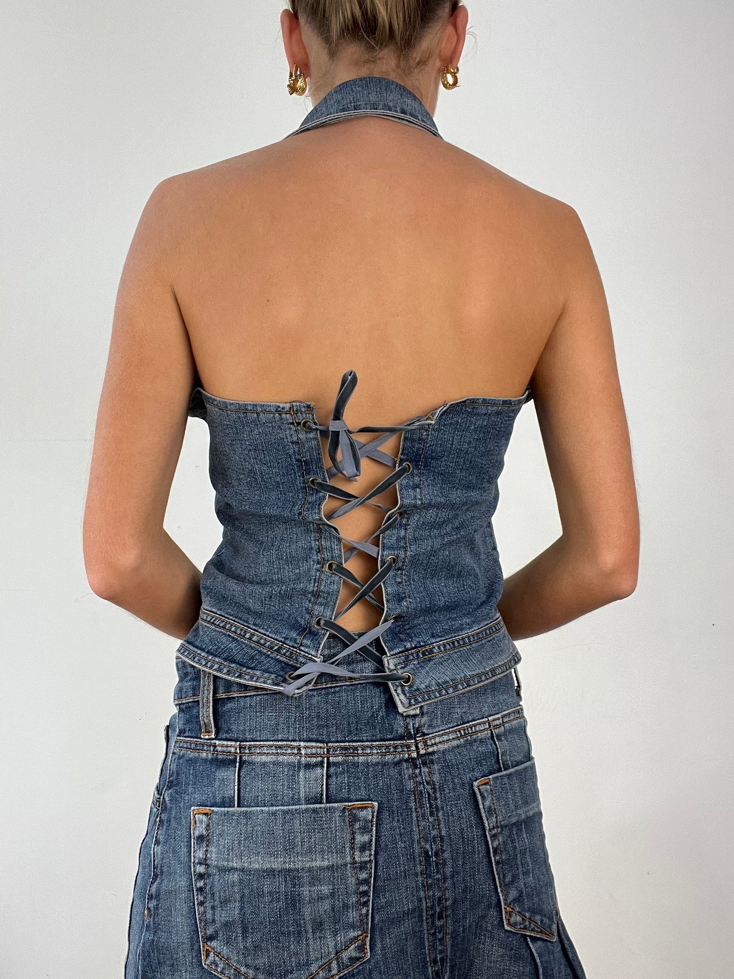 💻DENIM ON DENIM | medium mid wash denim halterneck top