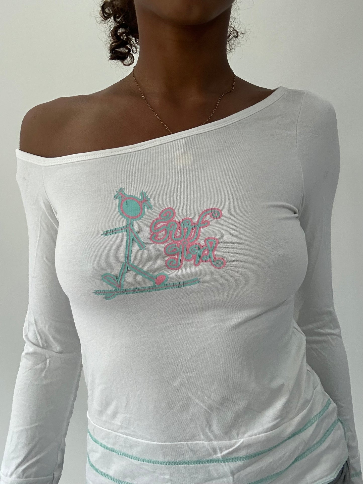 ‼️ | small white off the shoulder surf girl long sleeve top