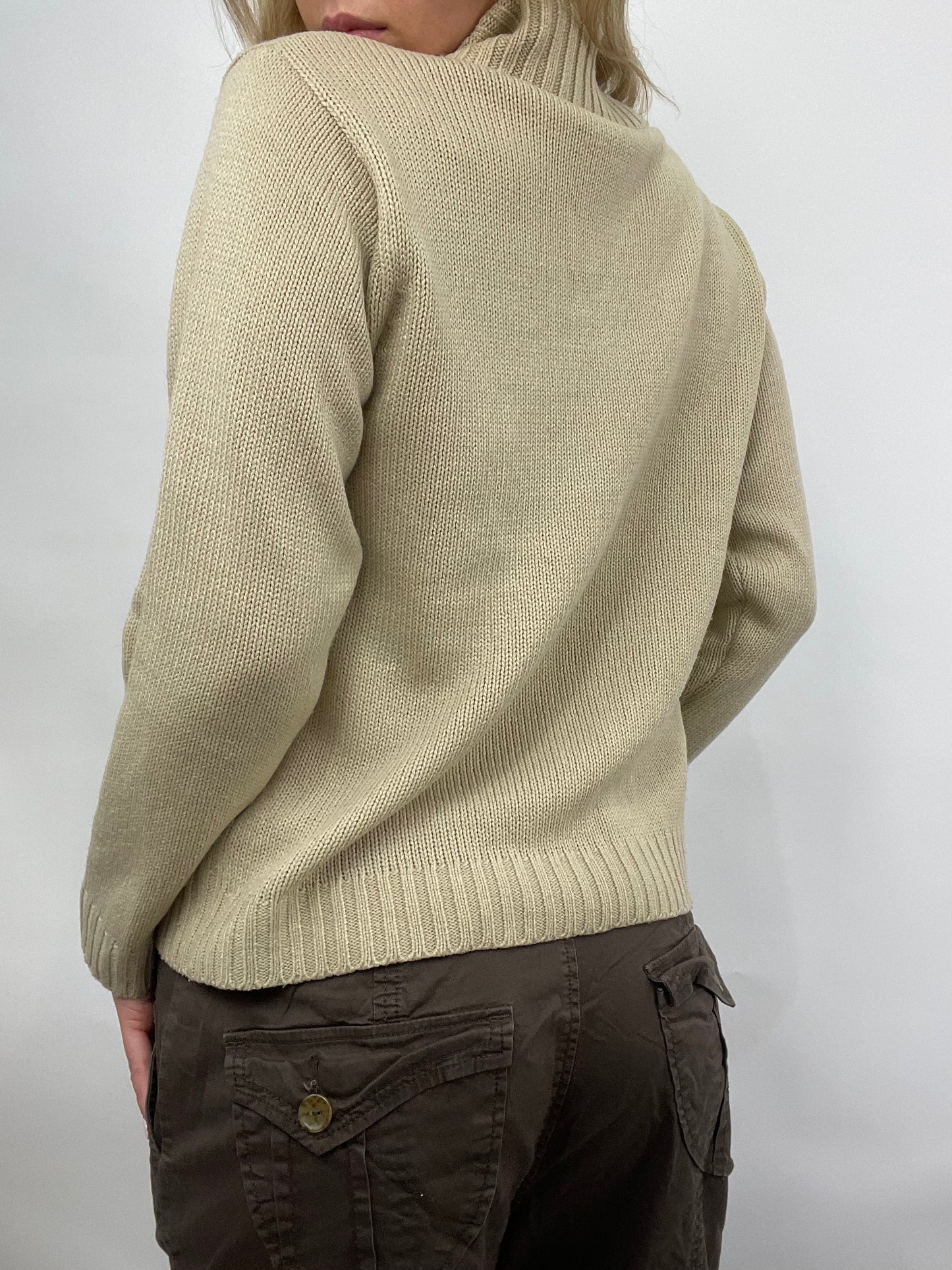 💻 LIGHT ACADEMIA DROP | small beige roll neck jumper