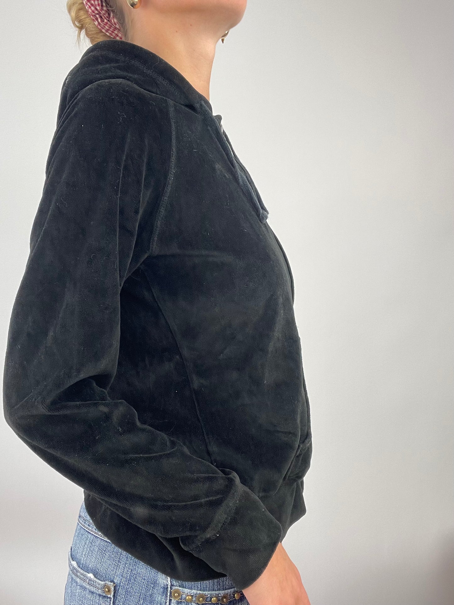 ADDISON RAE DROP | small black velour hoodie