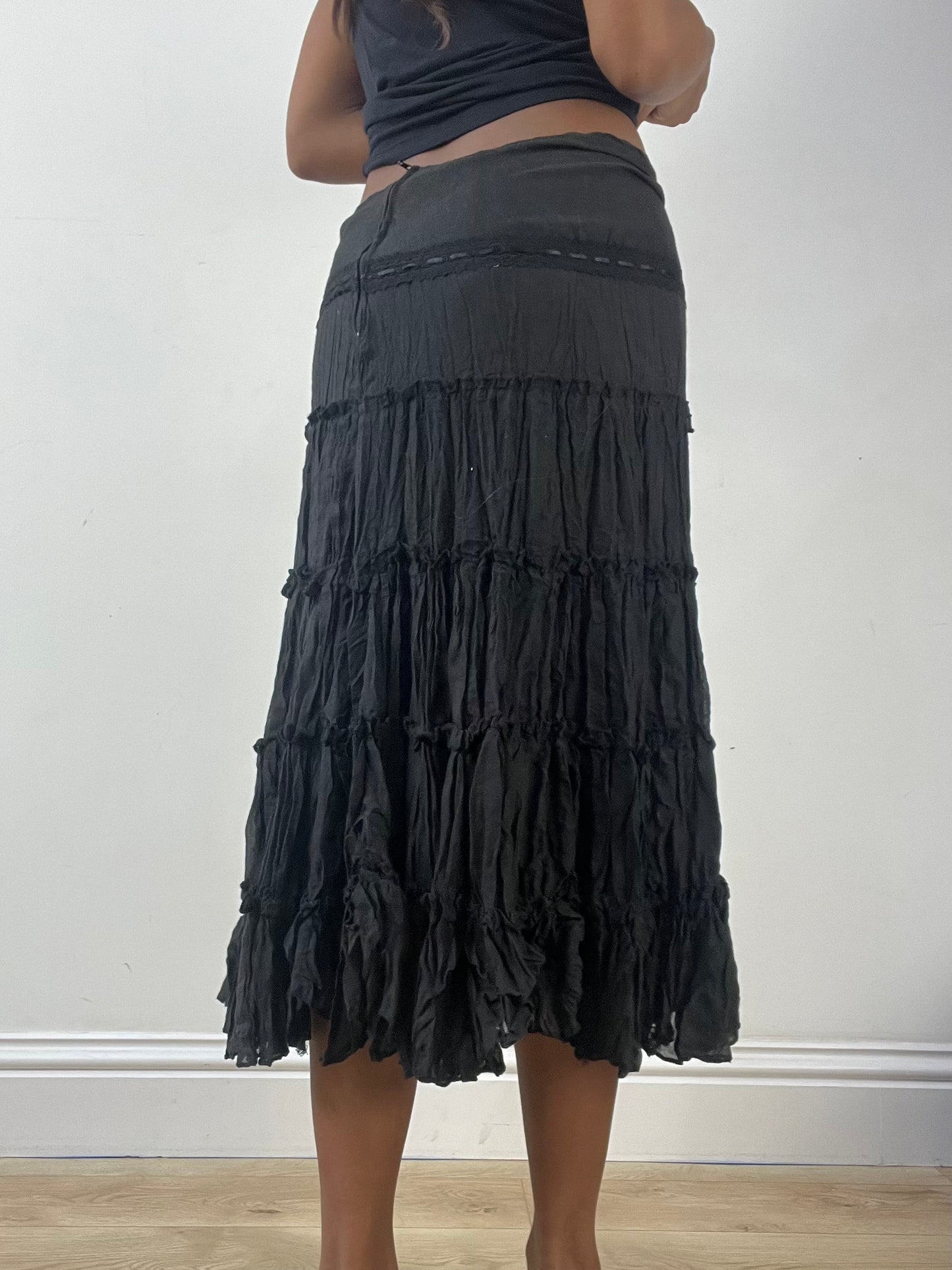 BEST PICKS | medium black tiered midi skirt