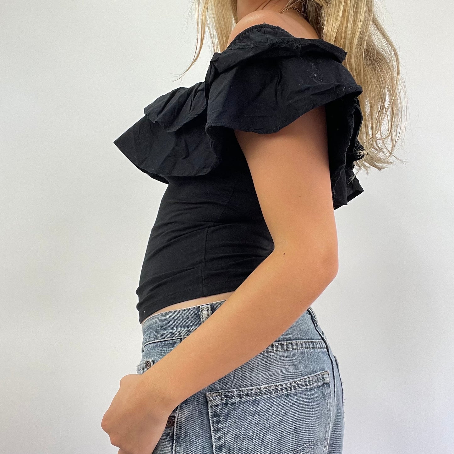 GRUNGE COQUETTE DROP | small black ruffle top