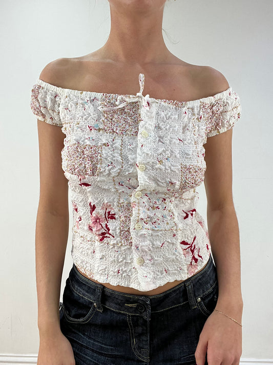 BEST PICKS | small white and pink floral off the shoulder top