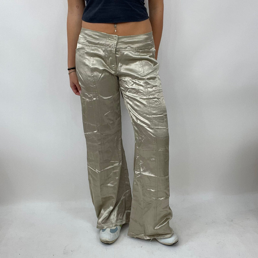 💻‼️ #09 Champagner Satiny Hose mit weitem Bein mit floralen Details an den Beinen