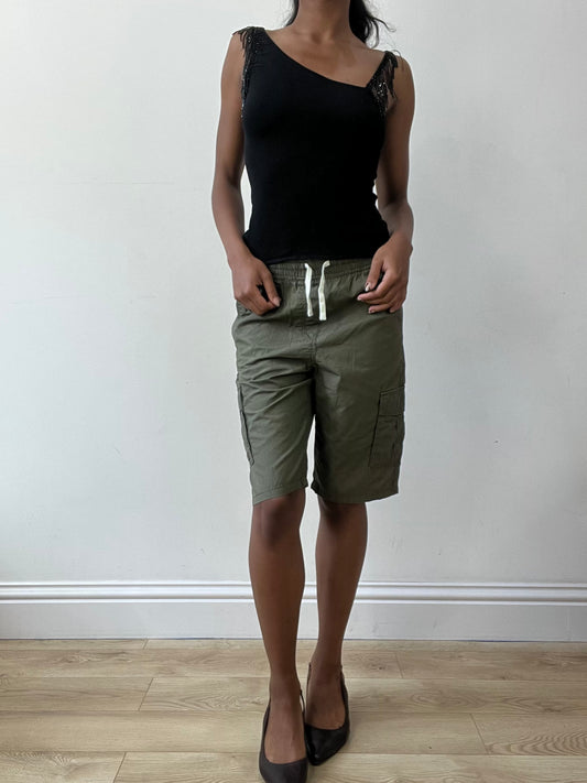 BEST PICKS | small khaki green old h&m shorts