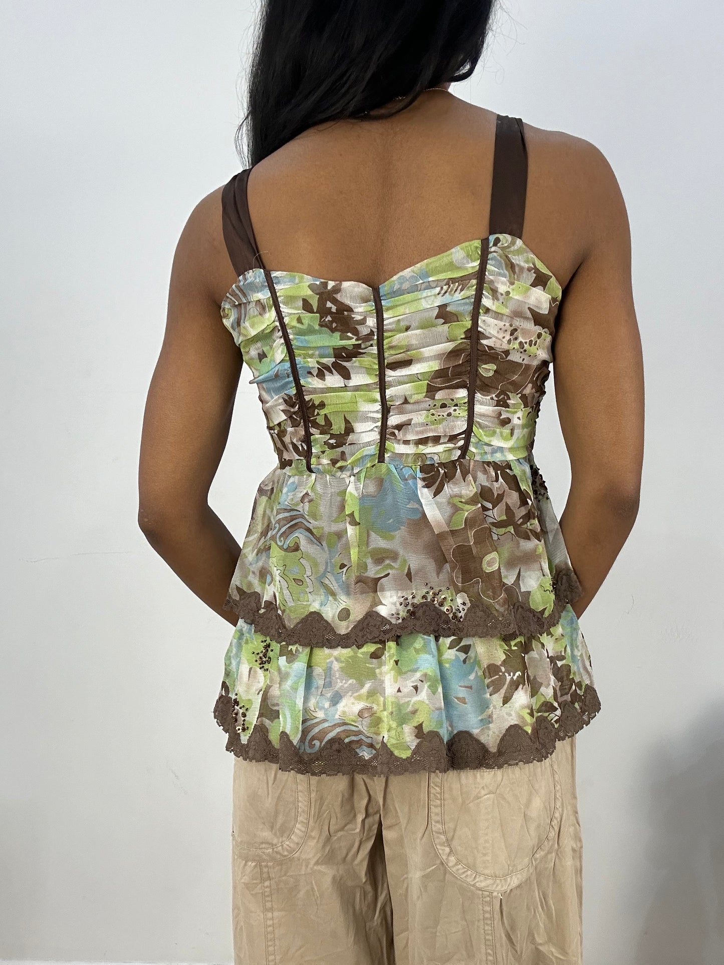 BEST PICKS | small brown and green ruffle cami top