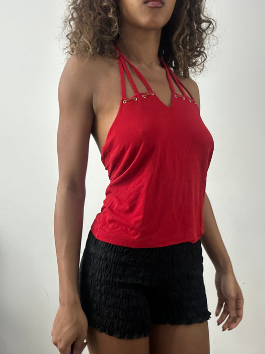 vintage edit: valentine’s day | taille: M · couleur: rouge · article: haut · détails: encolure dos-nu