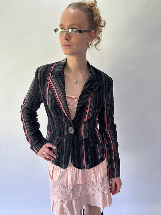devil wears prada | medium black and pink pinstripe blazer jacket