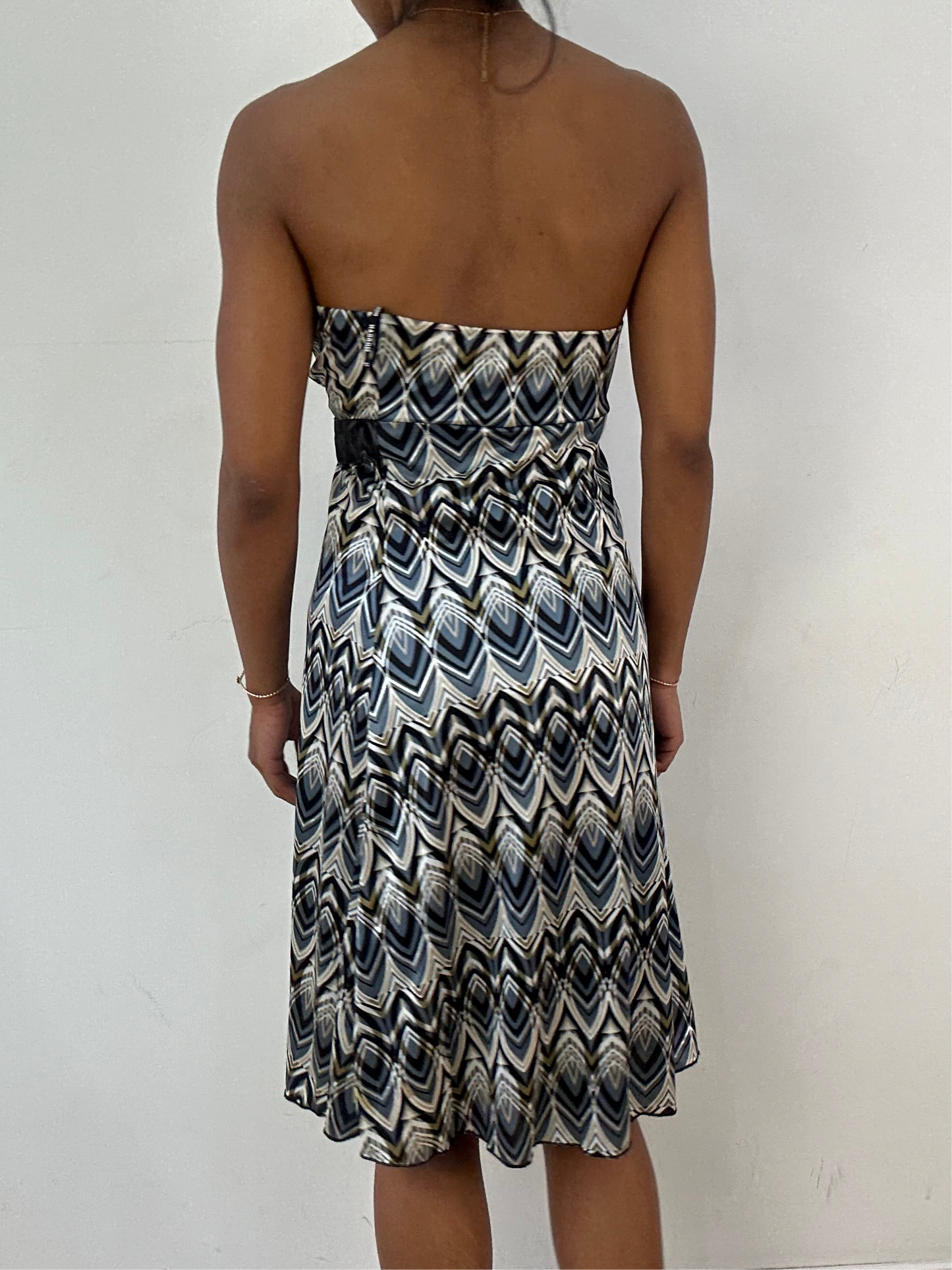 vintage edit twenty-one | small grey morgan de toi bandeau mini dress